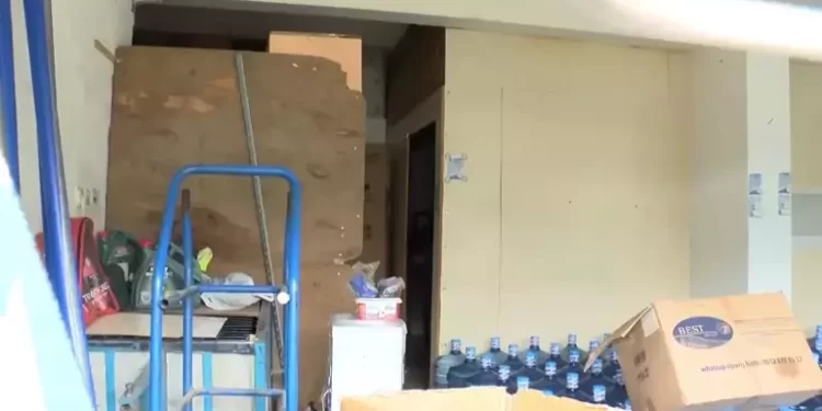 Ses yalıtımlı bir odada yıllarca çocukları cinsel istismara maruz bırakan Metin Şenay 100 yıldan fazla hapisle yargılanacak