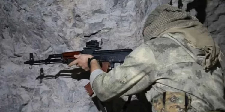 İşgalciler 978 kez saldırdı HPG karşılık verdi