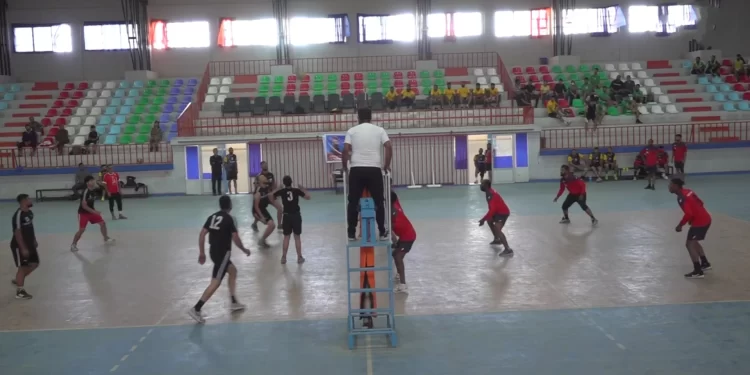 Cîzir Gençliği Şehit Hogir Anısına Voleybol Turnuvası Düzenledi
