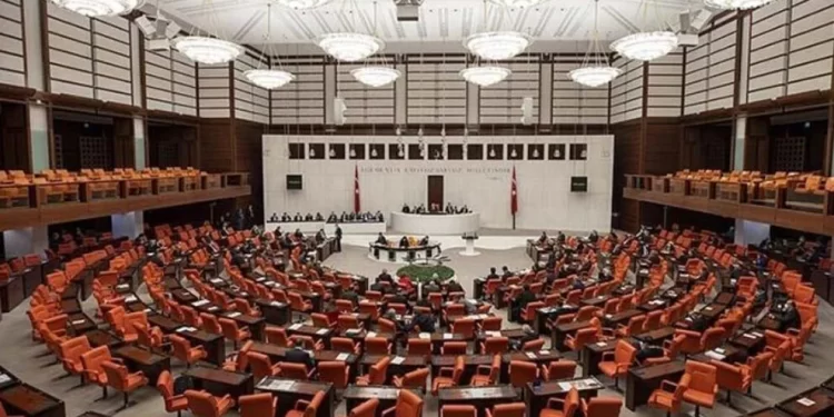 Komisyon toplandı: Tarihi bir dönüm noktasındayız