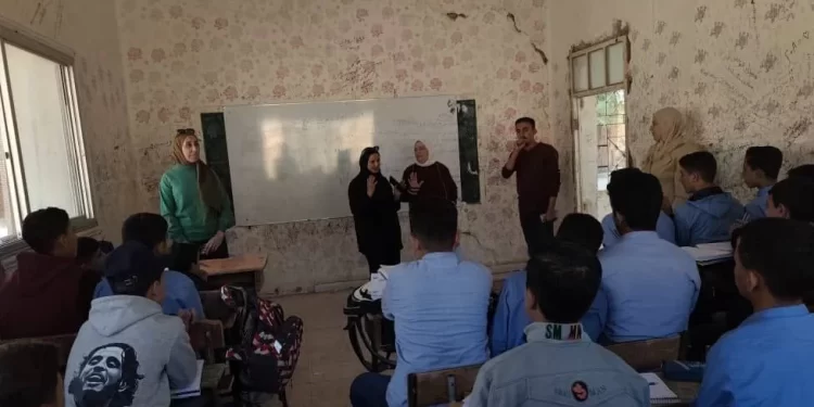 Gençlik ve Spor Komitesi, Deyrazor’daki Okulları Ziyaret Ediyor