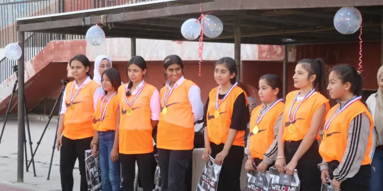 Rakka Genç Kadınlar Birliği Bisiklet Yarışı Düzenledi