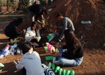 Qamişlo Şehitliği’nde 10 Bin 500 Mum Yakıldı