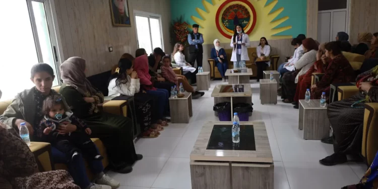 Hesekê’de Gençlerin Kurduğu Sağlık Komünü Çalışmalarına Devam Ediyor