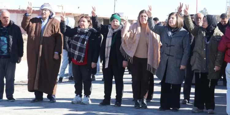 SON DAKİKA: Halk Dêr Hafır Sınırını Geçerek Şexmeksûd’a Doğru İlerliyor