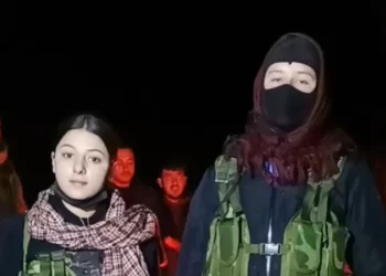 Dirbesiye’deki Genç Kadınlar Rojava Devrimini Savunuyor: “Faşist Çeteler Yenilecek!”