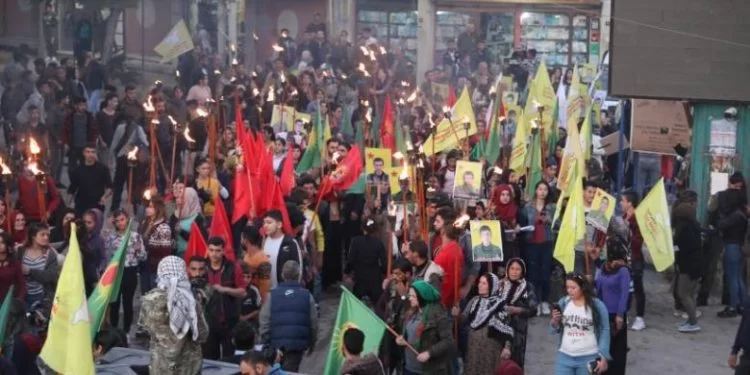 Rojava Gençliği Olası Seferberlik İçin Başvuruda Bulunuyor