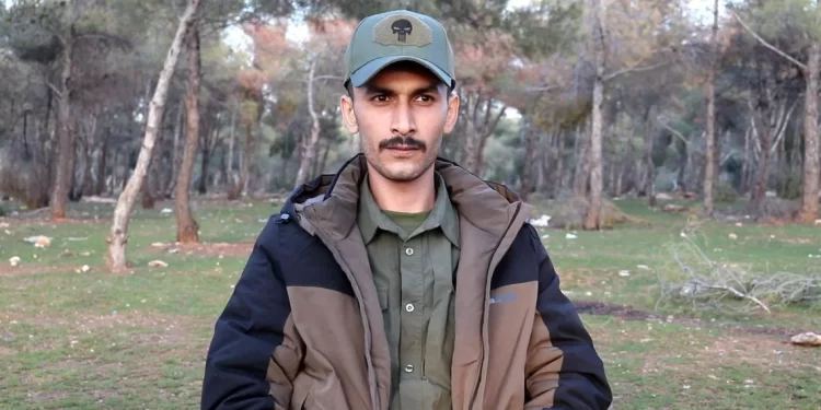 QSD’nin Arap Savaşçısı Ezîz Ereb: Dış Güçlerin Oyunlarına Gelmeyin