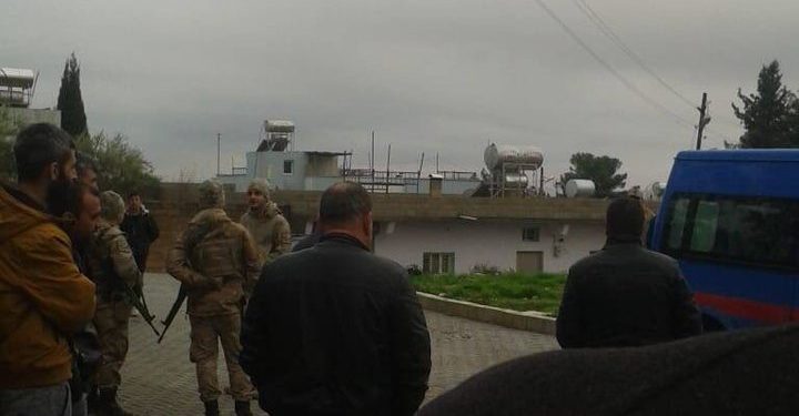 Türk askerinden ilginç bir baskın: 25 yıl önce PKK’ye katıldı, anne ve babası gözaltına alındı