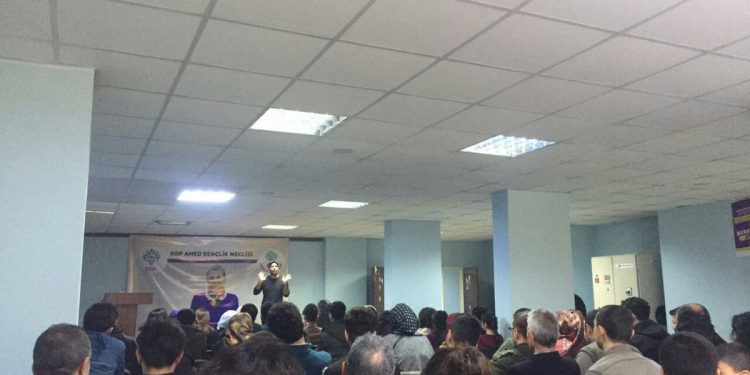 Bağlar Gençlik Meclisi kuruluşunu ilan etti