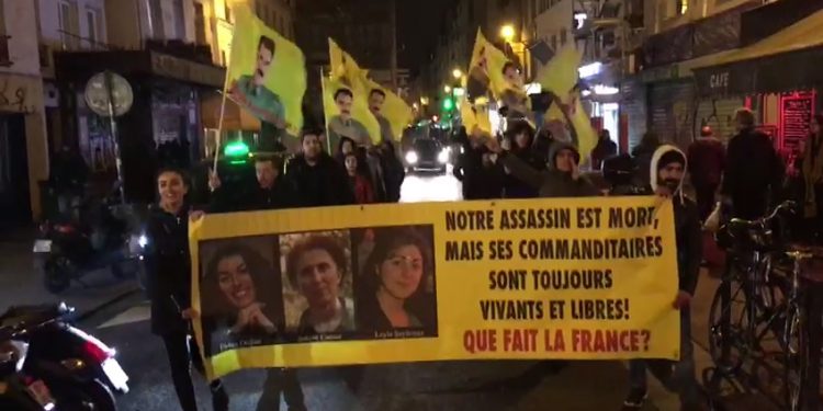 Tevgera Ciwanên Şoreşger Paris’te tecride karşı yürüdü