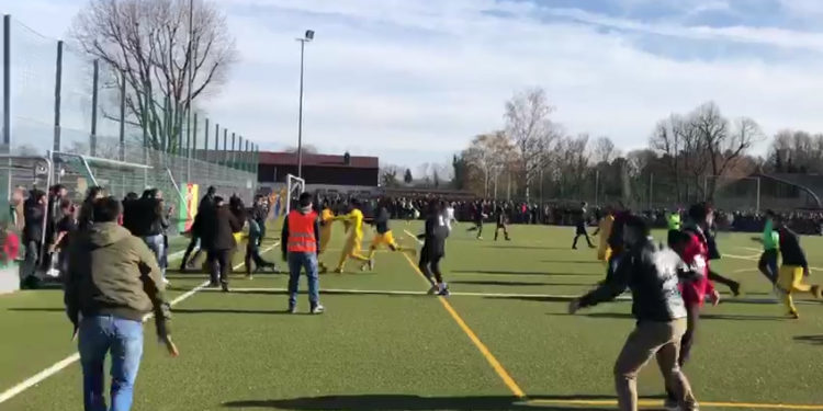 Kurdistan SV futbol takımı Almanya’da faşist Türkische SV’yi mağlup etti