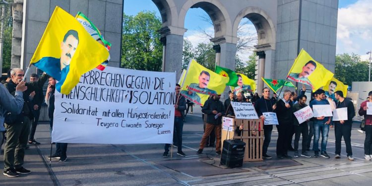 Luzern’de Ciwanên Şoreşger aktivistleri eylemde