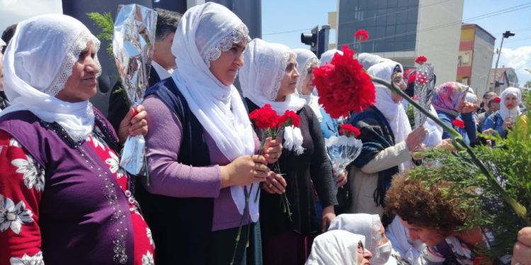 Gebze’de annelerin eylemi engellendi