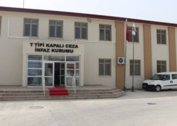 Menemen’de 3 direnişçi hastaneye kaldırıldı