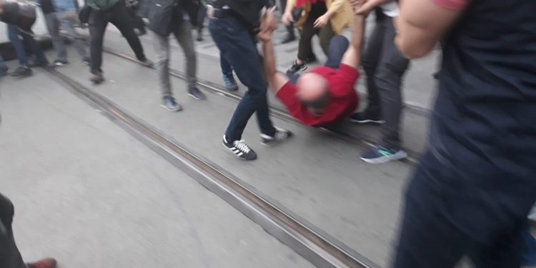 Faşist polis iftara saldırdı: Yurttaşlar darp edildi