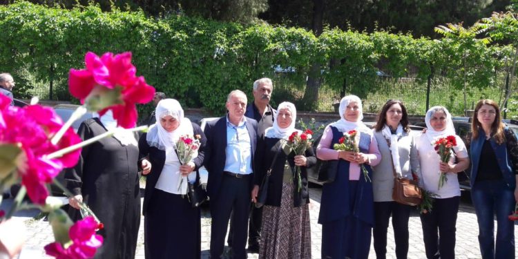 ‘Başka annelerin çocukları onların elini öpüyor, bizimkiler ölüm mücadelesi veriyor’