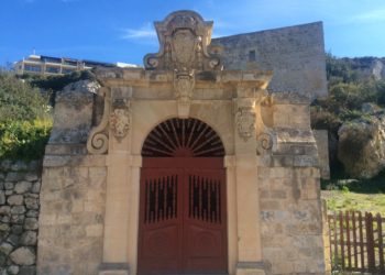 Mistra: Sırlara Bürünmüş Bilginin Aktarımı