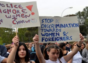 Kıbrıs’ta kadın cinayetleri: Adalet Bakanı istifa etti