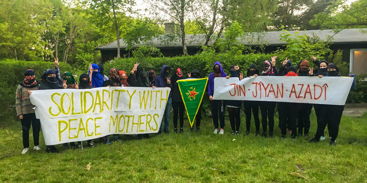 Berlin’de özgün kadın örgütlülüğü için eğitim yapıldı