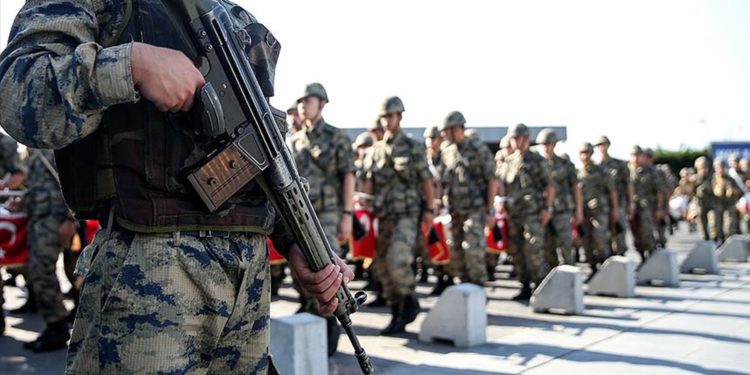 TSK’da Neler Oluyor?