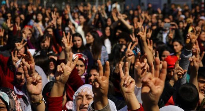 Bakur Kadın Halk İnisiyatifi: Halkımızı KDP politikalarının teşhiri ve K24 TV‘nin boykotuna çağırıyoruz