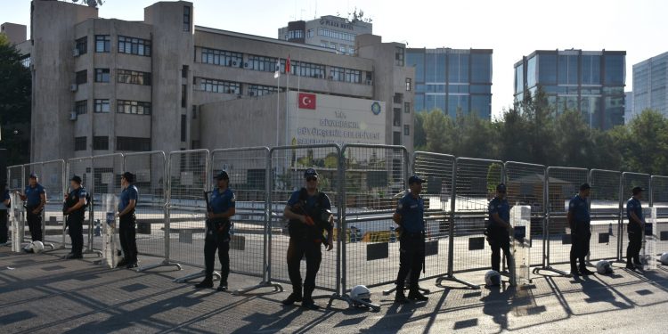Amed, Van, Mardin İşgali