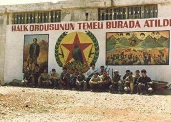 Dirilişin Tarihi: Dirilişin Efsanesi