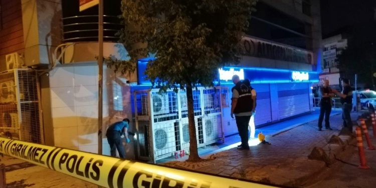 İstabul’da banka ve PTT şubelerine molotoflu eylem