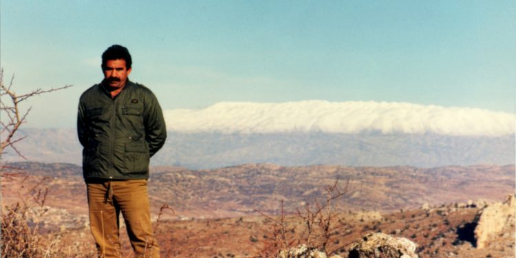 Halklar Önderi Öcalan: Kürdistan romanı