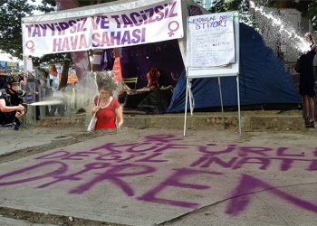 DOSYA- Genç Kadının Direniş Hali: Gezi’de Kadın