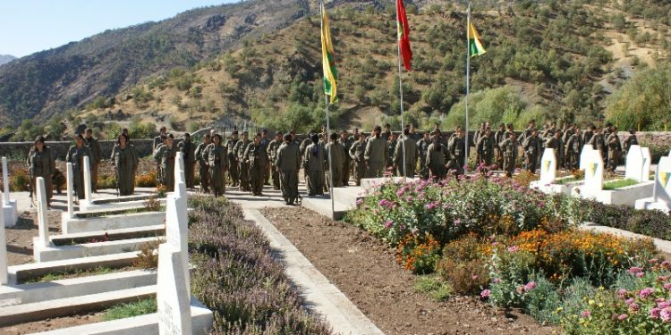 Şehitlerimizden Elinizi Çekin