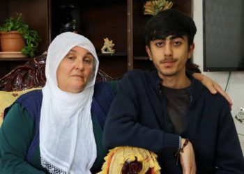 Amed’de işgalciler çok sayıda yurttaşı gözaltına aldı