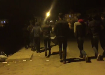 Gençler Wan’da Rojava direnişini selamladı