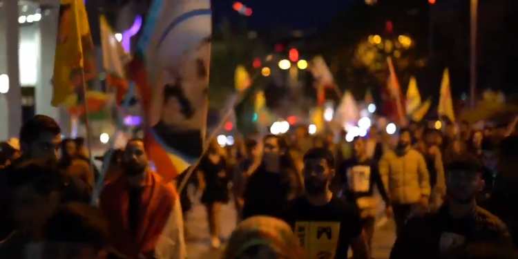 YENİLENDİ – Gençler Stuttgart’ta yolları kapattı!