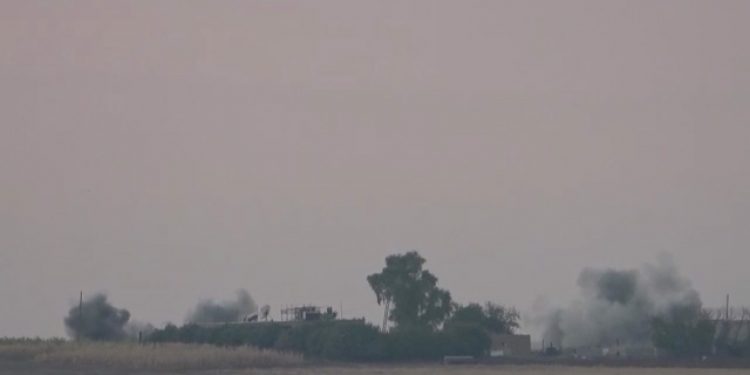 Tıl Temir’in Menax köyü bombalanıyor