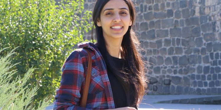 Amed’de iki yurttaş tutuklandı