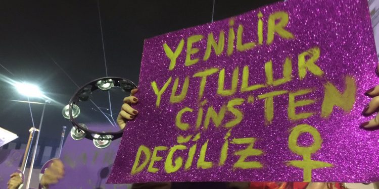 25 Kasım: Kadınlar ‘Ölmek istemiyoruz’ dedi, faşist polis saldırdı