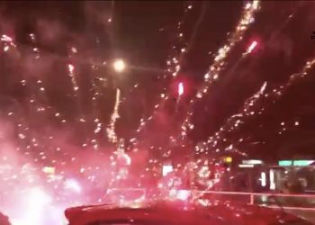 Berlin’de gençlerden işgale karşı sivil itaatsizlik eylemi