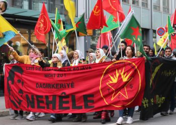 İsviçre’deki Rojava yürüyüşüne Nehêle hamlesi damga vurdu 