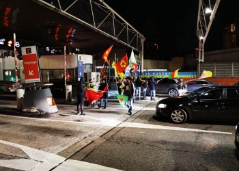 Marsilya’da gençlerden otoyol gişelerinde işgale ‘İzin Verme’ eylemi