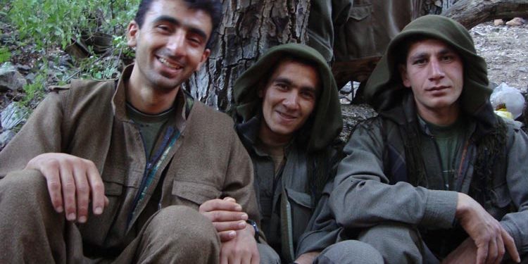 Amed’in asi dağlarının aşk dolu yüreğinden çizimler