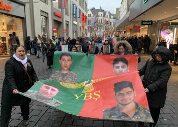 Bielefeld’de Şengal’e saldırı protesto edildi