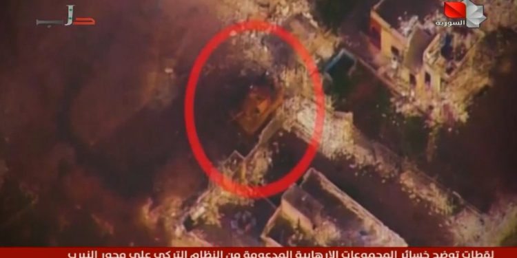 Rus uçaklarının, işgalci Türk askerlerini vurduğuna dair görüntüler paylaşıldı