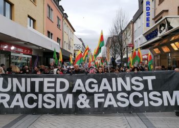 Hanau “Irkçılığa ve faşizme hayır” sloganları ile yankılandı