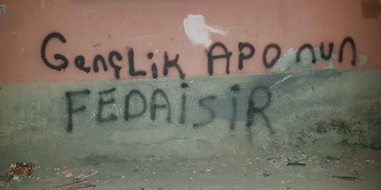 Edene’de gençlerden 15 Şubat komplosuna karşı eylemler