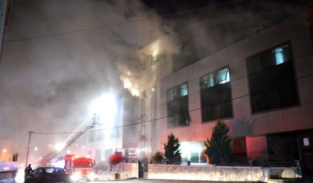 SON DAKİKA – 15 Şubat Devletlerarası Komplosuna karşı eylemler