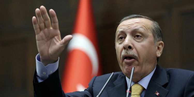 Faşist şef para istedi, halktan cevap: Zırnık yok!