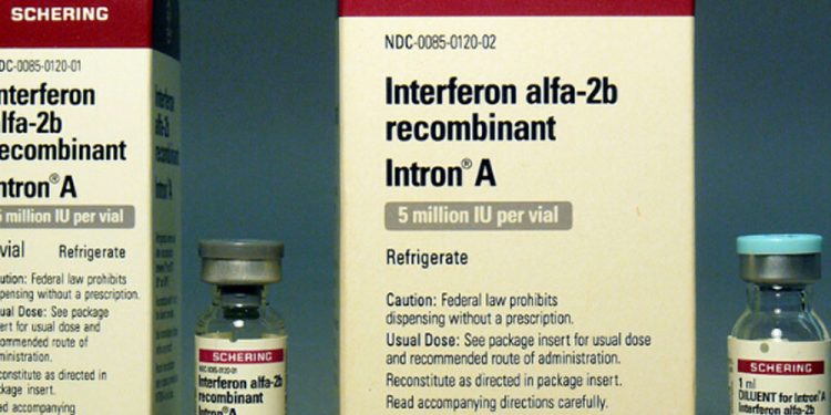 Küba, koronavirüs tedavisinde etkili olan ilaçların üretimi için garanti verdi