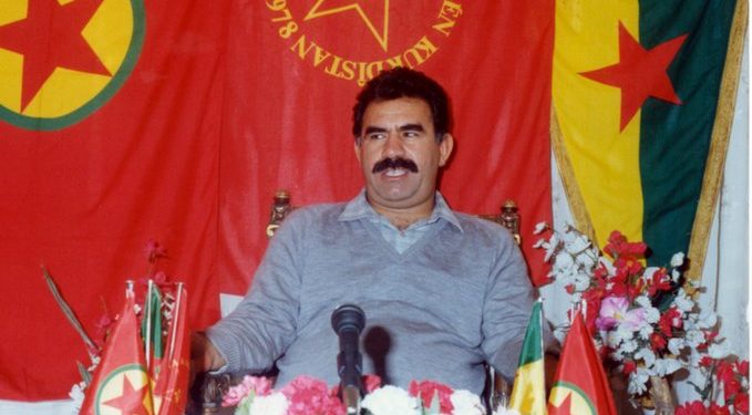Halklar Önderi Öcalan:  Yaşamak…